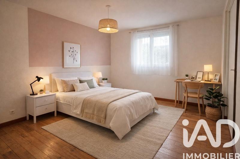 Maison - 100 m² - 5 pièces