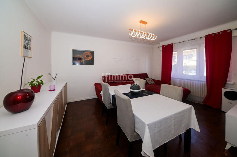 Appartement - 79 m² - 3 pièces