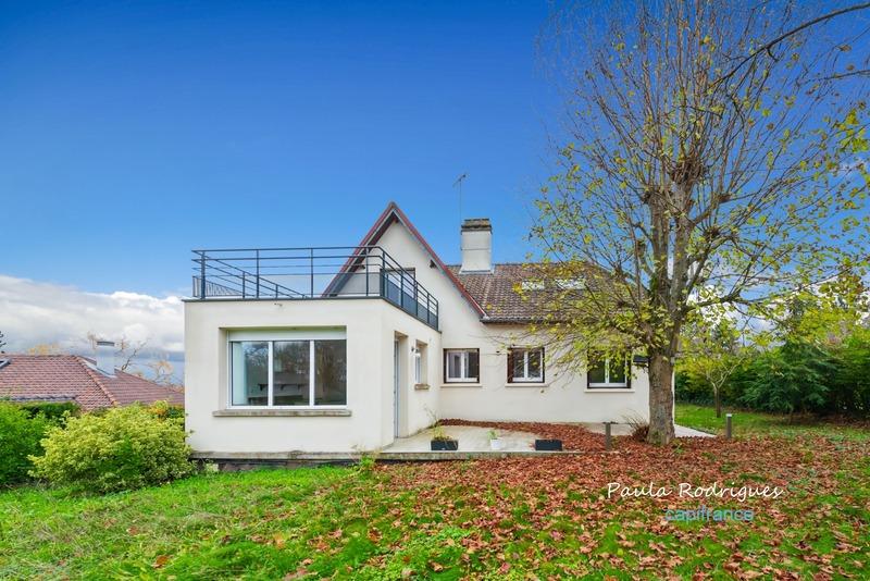 Maison - 122 m² - 6 pièces