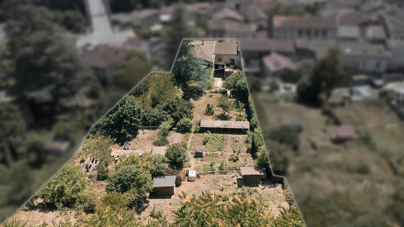 Maison - 315 m² - 12 pièces