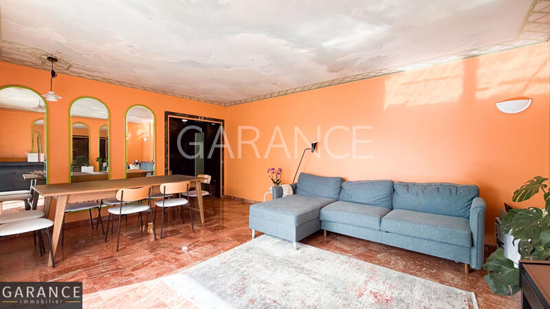 Appartement - 100 m² - 4 pièces