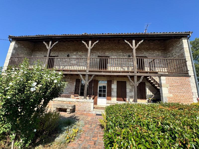 Maison - 136 m² - 5 pièces