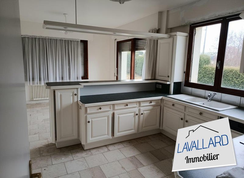 Villa - 220 m² - 5 pièces