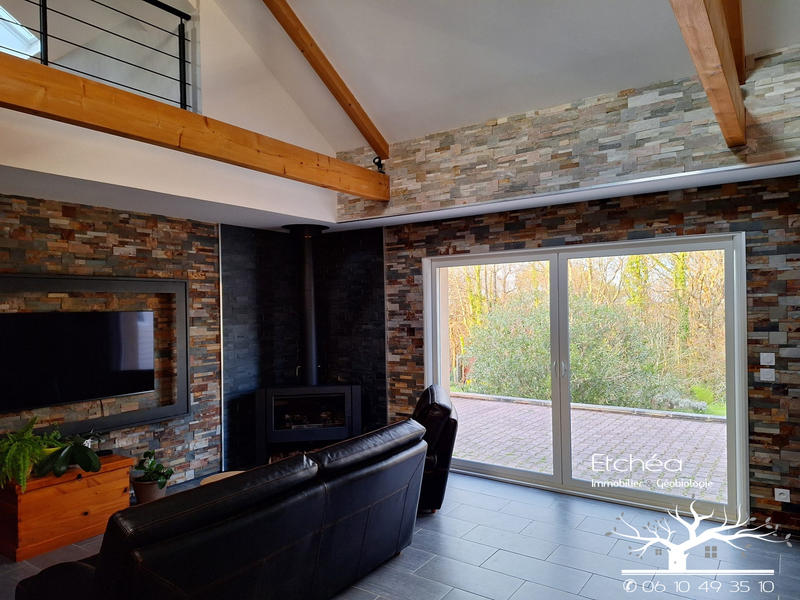 Maison traditionnelle - 124 m² - 5 pièces