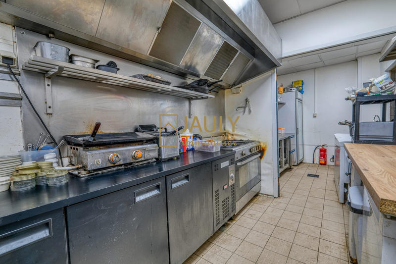 Fonds de commerce - 124 m²