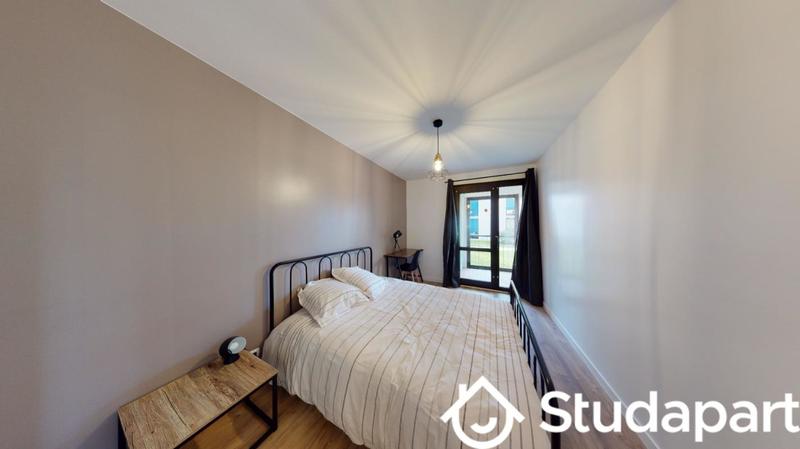 Chambre - 14 m² - 1 pièce