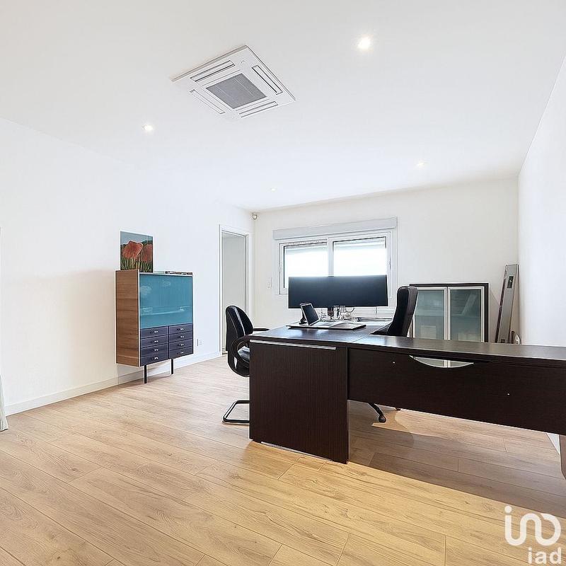 Local commercial - 367 m²