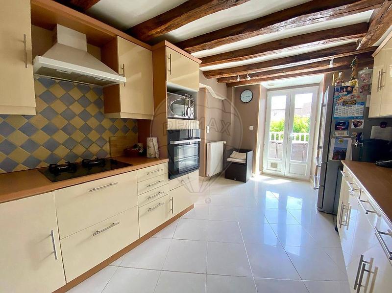 Maison - 130 m² - 5 pièces