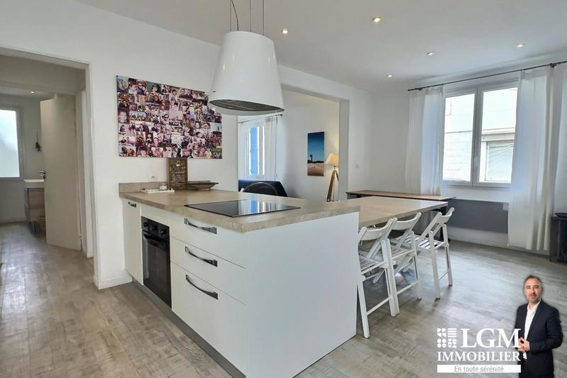 Maison - 190 m² - 7 pièces