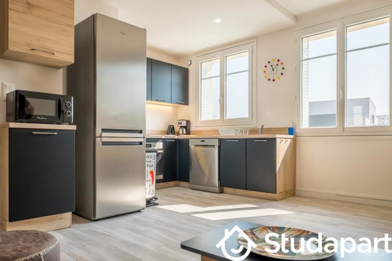 Chambre - 14 m² - 1 pièce