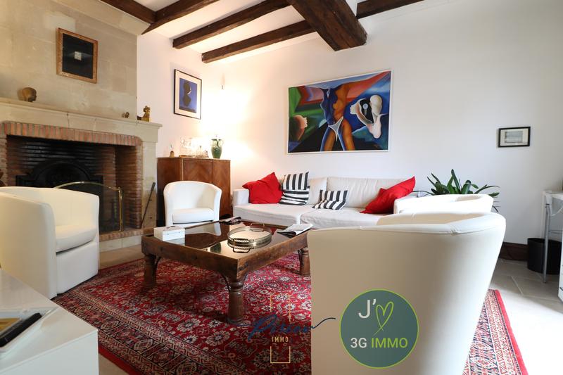 Demeure - 171 m² - 6 pièces