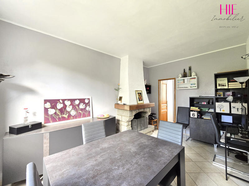 Maison traditionnelle - 90 m² - 6 pièces