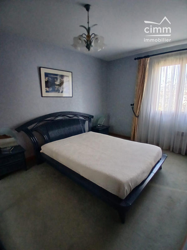 Villa - 170 m² - 6 pièces