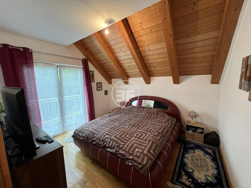 Maison - 349 m² - 12 pièces