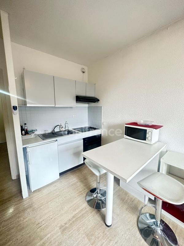 Appartement - 20 m² - 1 pièce