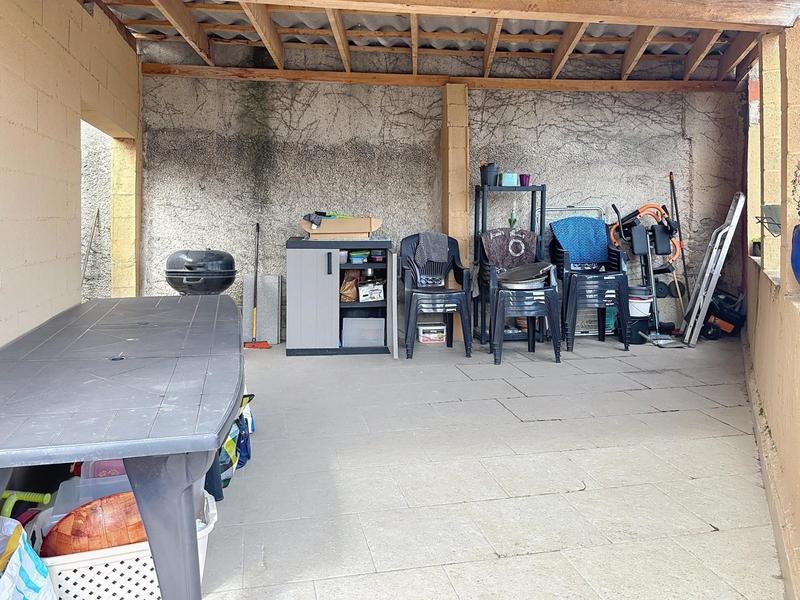 Maison - 102 m² - 7 pièces