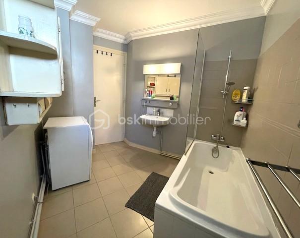 Appartement - 100 m² - 4 pièces