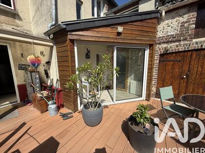 Maison - 140 m² - 6 pièces