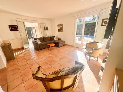 Maison - 118 m² - 6 pièces