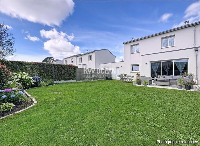 Maison - 95 m² - 5 pièces