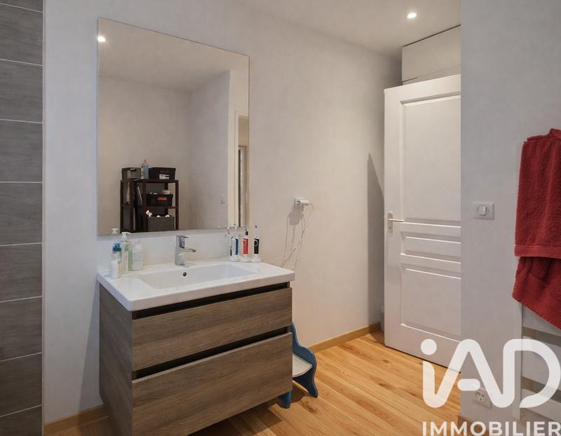 Maison - 92 m² - 4 pièces
