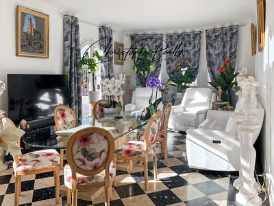 Maison d'architecte - 190 m² - 5 pièces