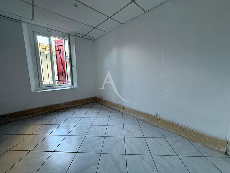 Immeuble - 11 pièces