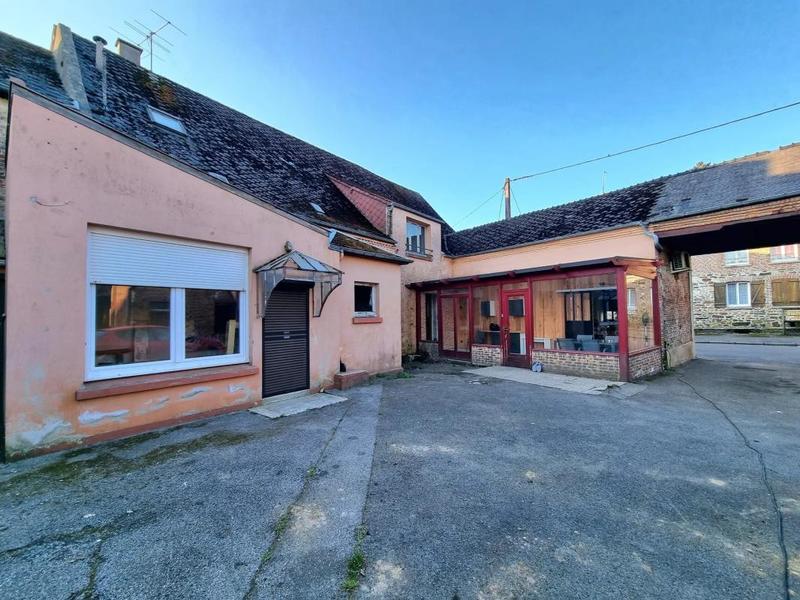 Maison - 296 m² - 13 pièces
