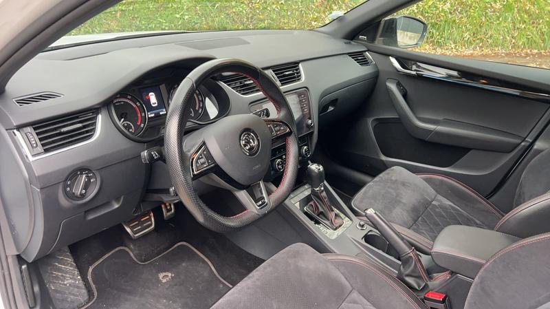 Skoda Octavia Combi 2.0 Tsi 245 Dsg7 Rs