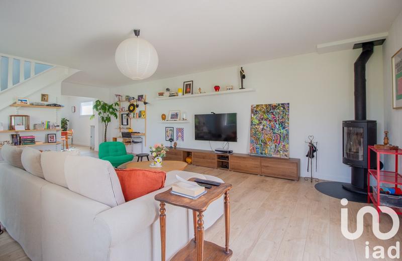 Maison - 180 m² - 8 pièces