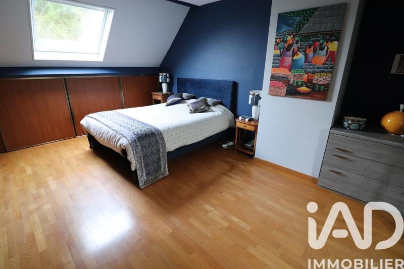 Maison - 137 m² - 7 pièces