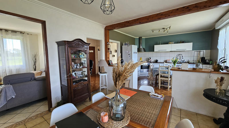 Maison - 108 m² - 6 pièces