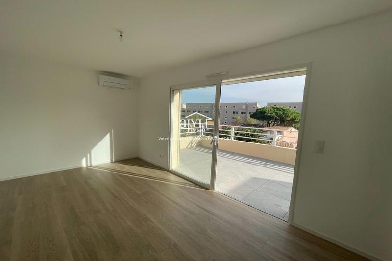 Appartement - 94 m² - 4 pièces