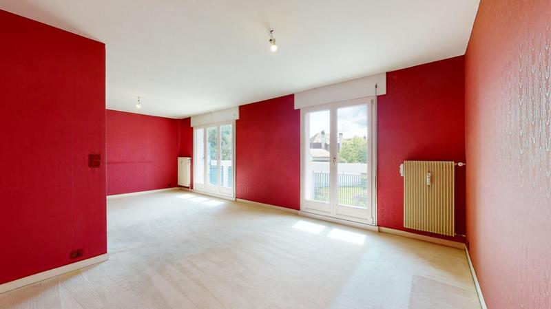 Appartement - 92 m² - 5 pièces