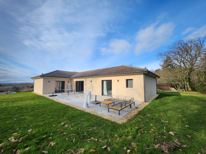 Maison - 149 m² - 6 pièces