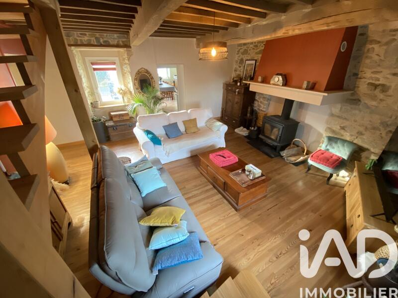 Maison de village - 200 m² - 6 pièces