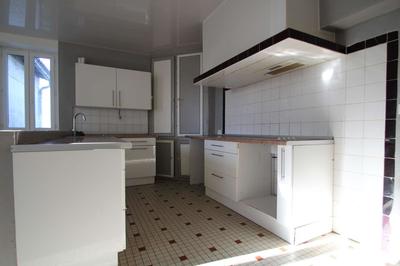 Corps de ferme - 174 m² - 6 pièces