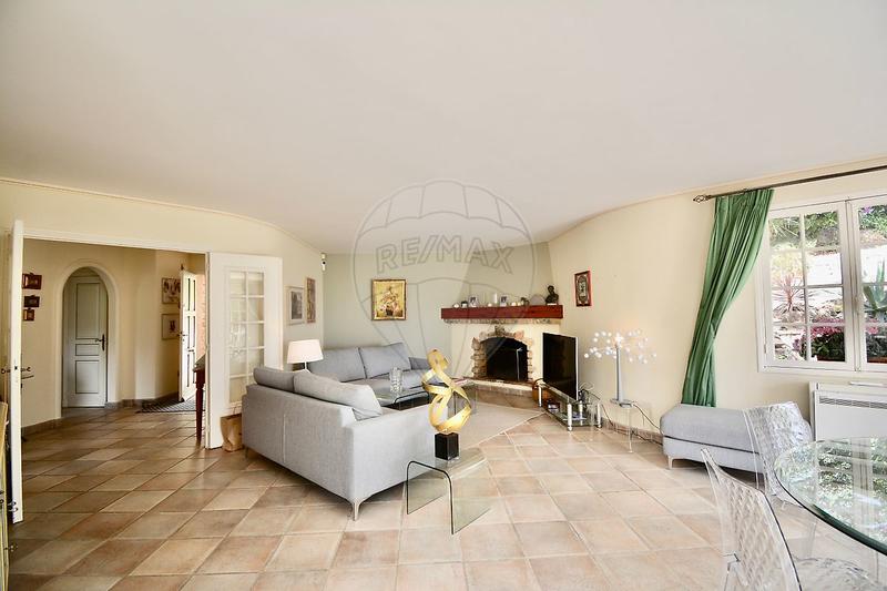 Villa - 185 m² - 6 pièces