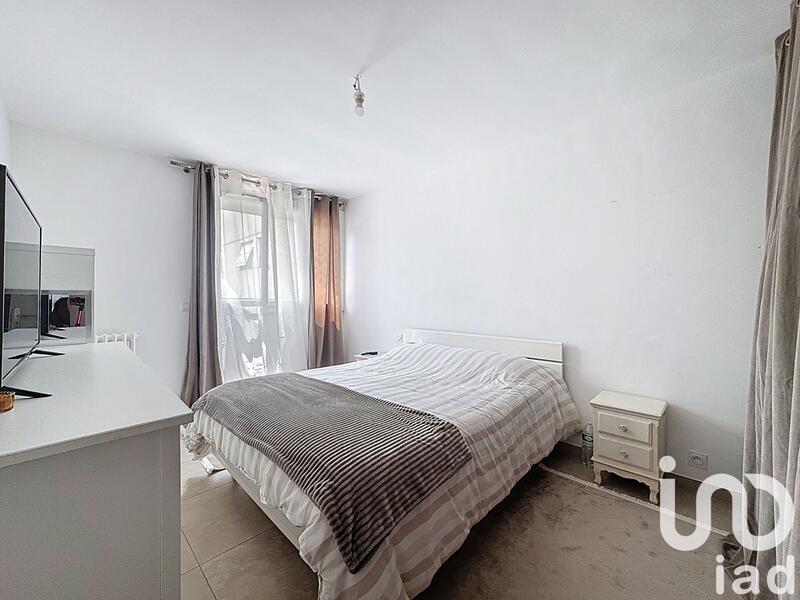 Appartement - 90 m² - 4 pièces