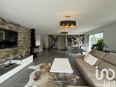 Maison - 162 m² - 6 pièces