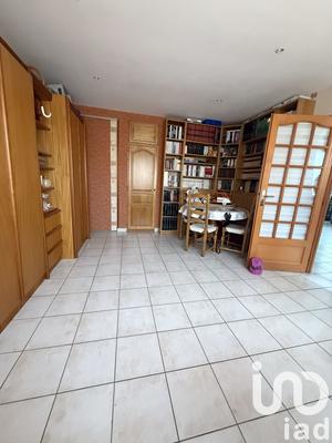 Maison - 155 m² - 8 pièces