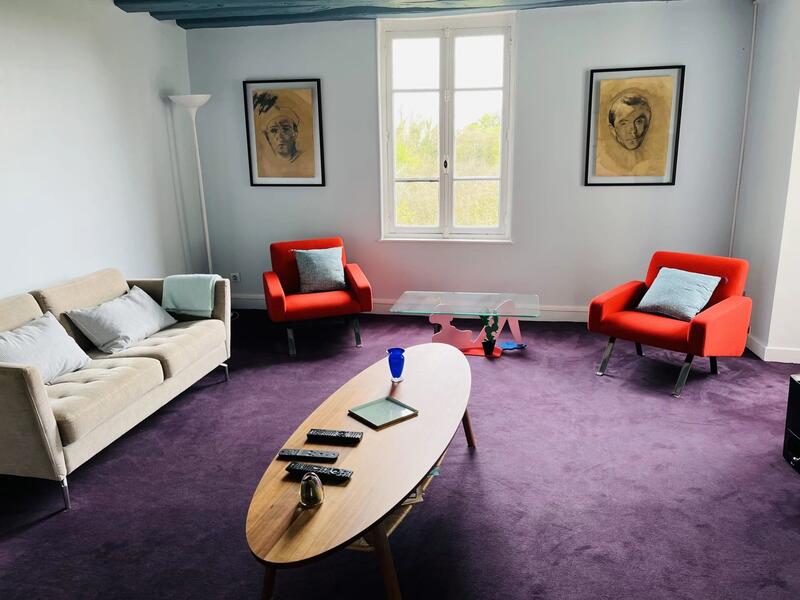 Maison - 256 m² - 8 pièces