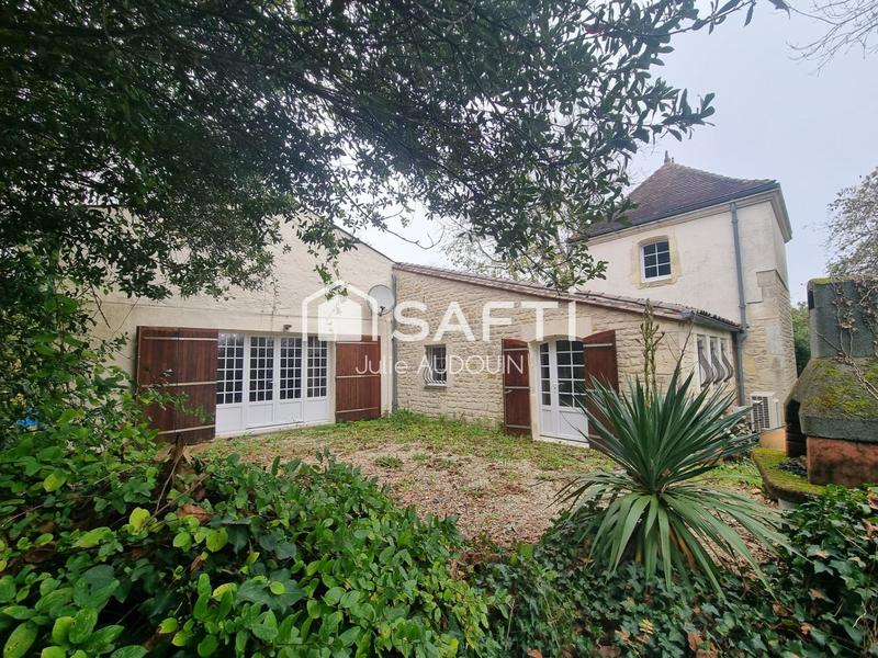 Maison - 202 m² - 8 pièces