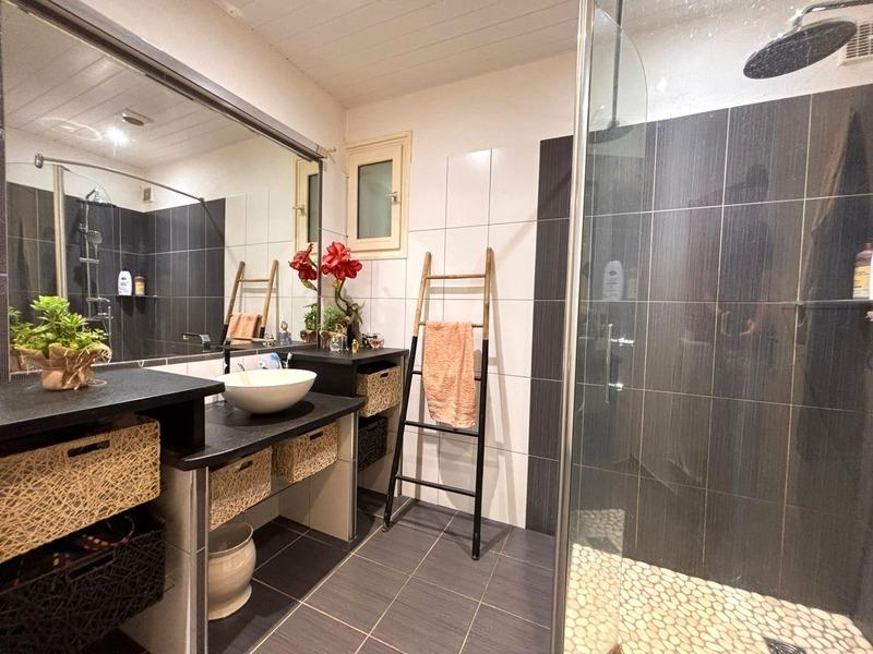 Maison - 152 m² - 6 pièces