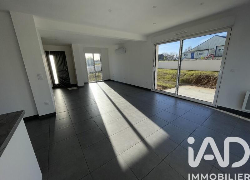 Maison - 97 m² - 5 pièces