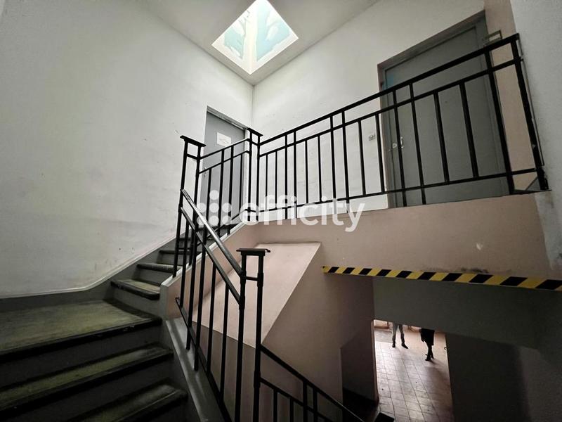 Bureau - 28 m² - 1 pièce