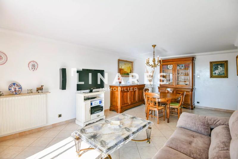 Appartement - 77 m² - 3 pièces