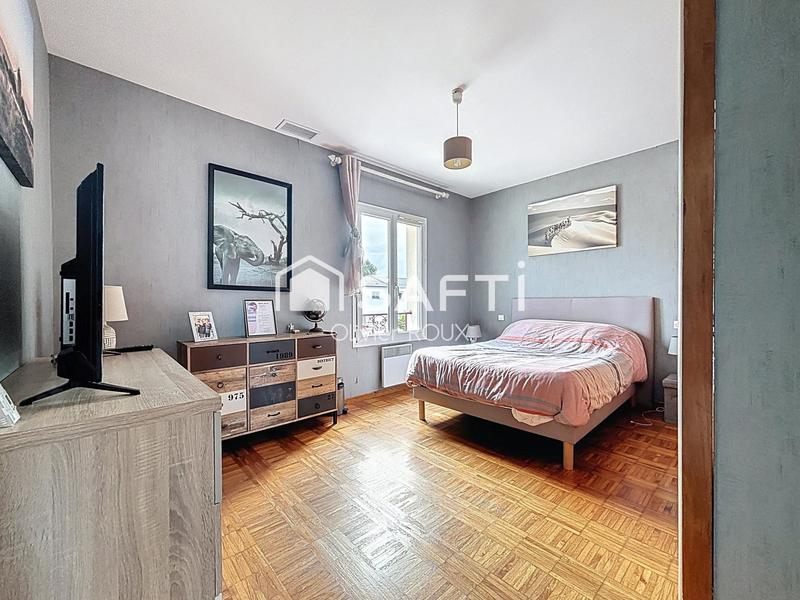 Maison - 170 m² - 7 pièces