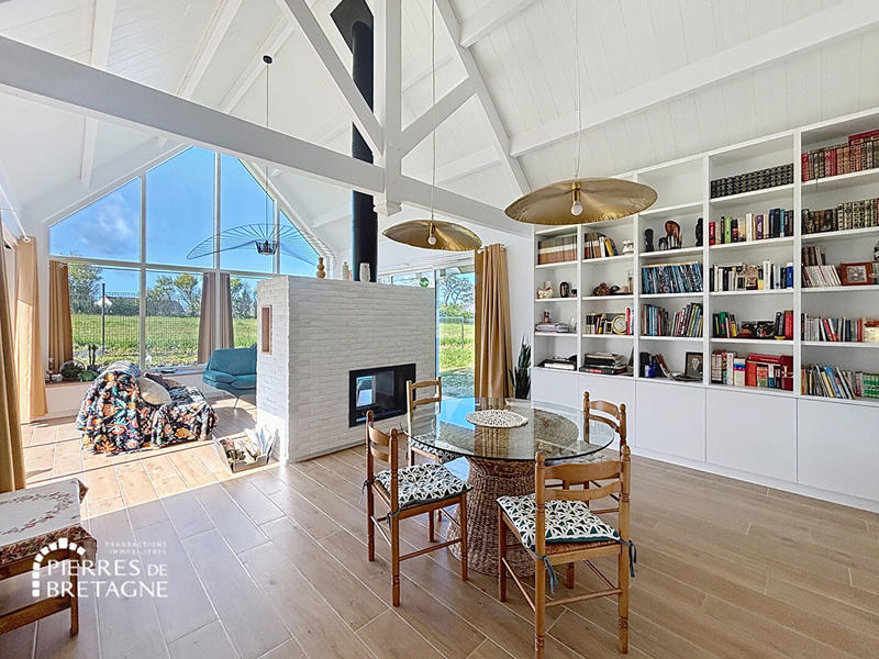 Maison - 190 m² - 8 pièces