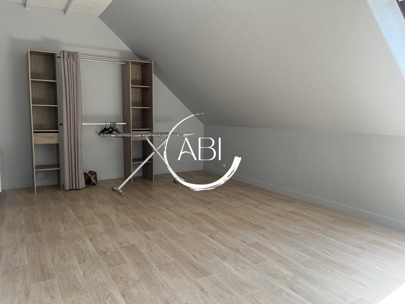 Appartement - 90 m² - 4 pièces